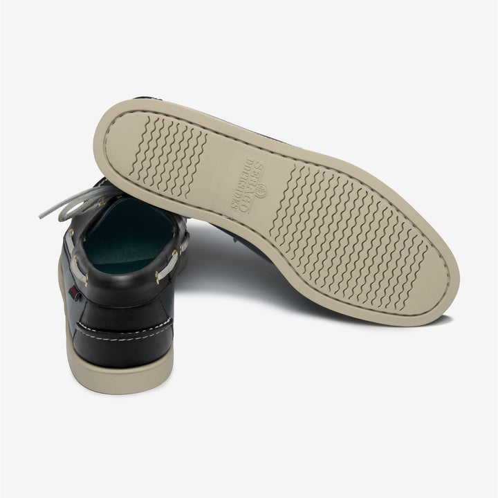 Green men's Waxed Leather Moccasin Boat Shoes for Yachting 4