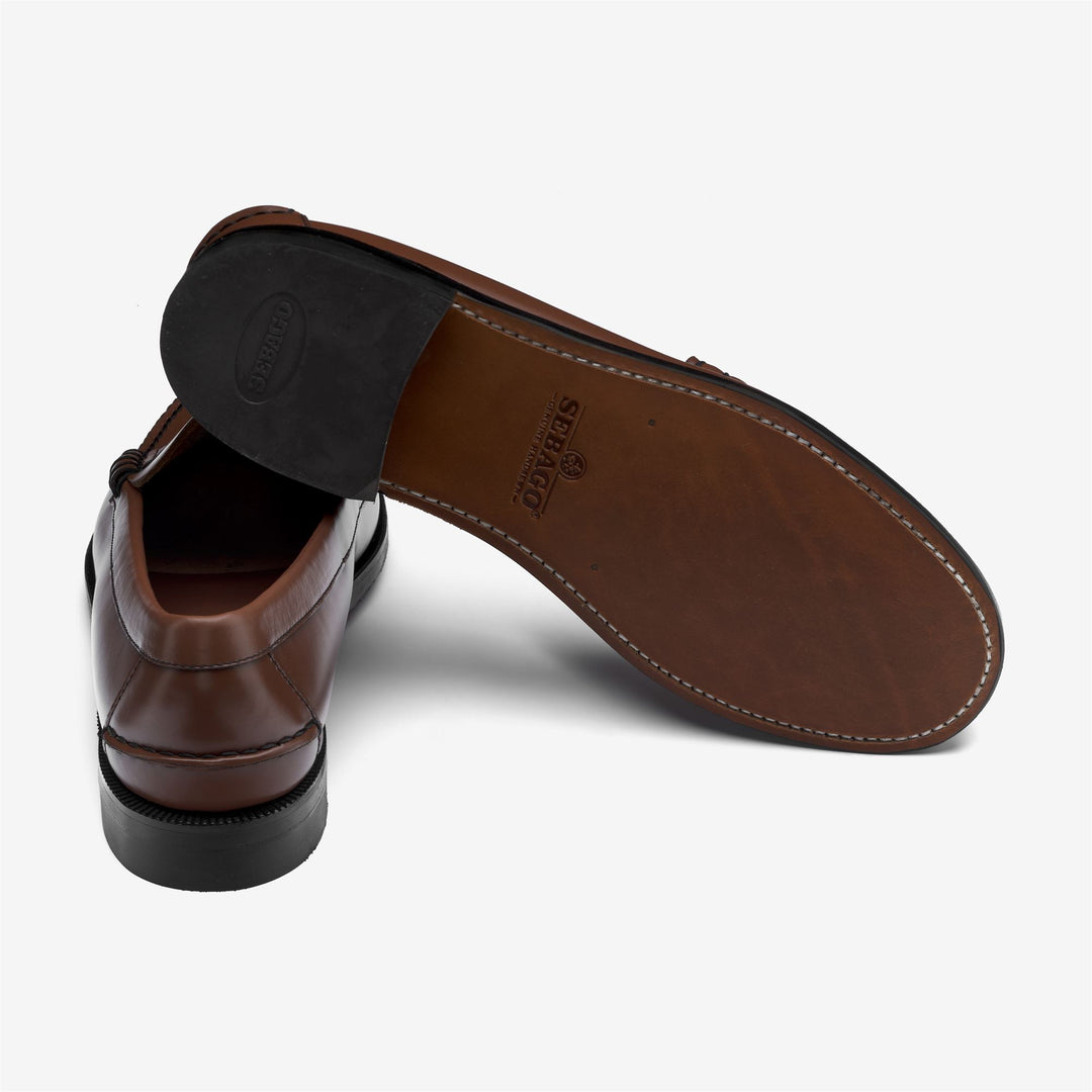 Mocassins marron pour homme, confectionnés en cuir main