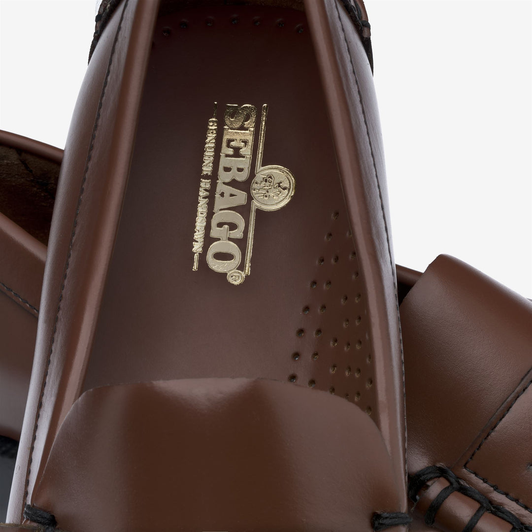 Mocasines de negocios marrones para hombre con construcción de cuero main