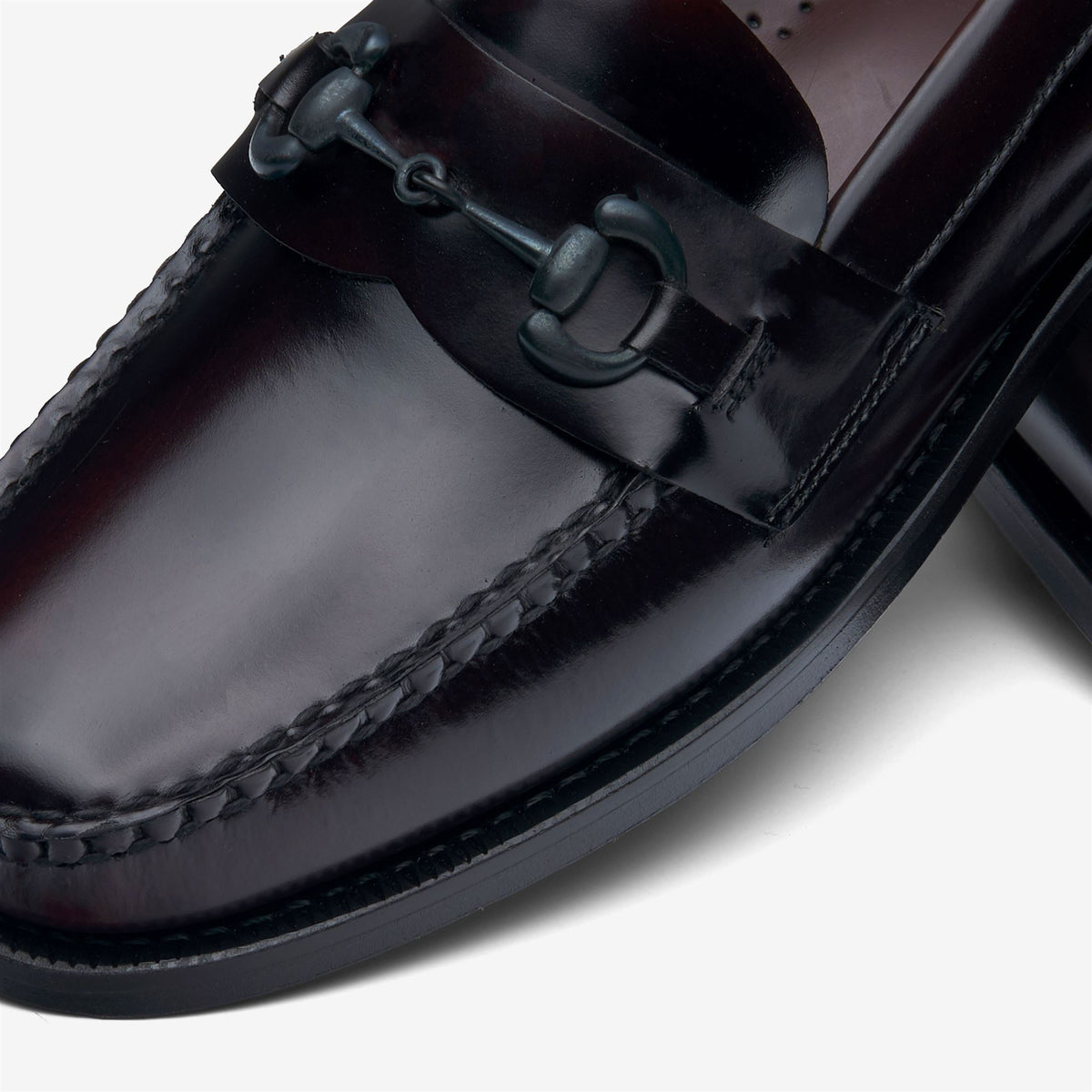 Moc_MAN_CLASSIC JOE_Moccasin_Brown Burgundy - Burgundy - Commercial 6