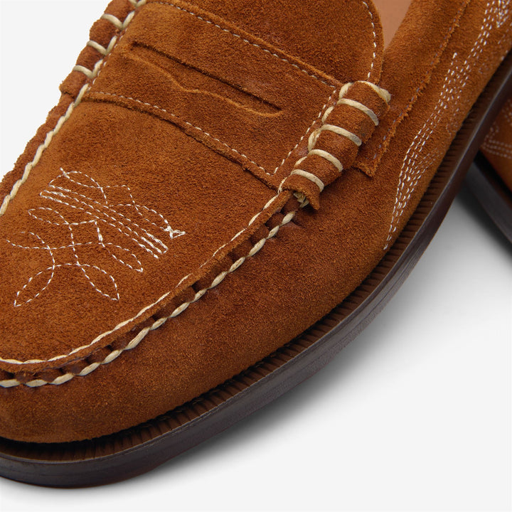 Zapatos mocasines de inspiración vaquera para mujer en color marrón coñac 6