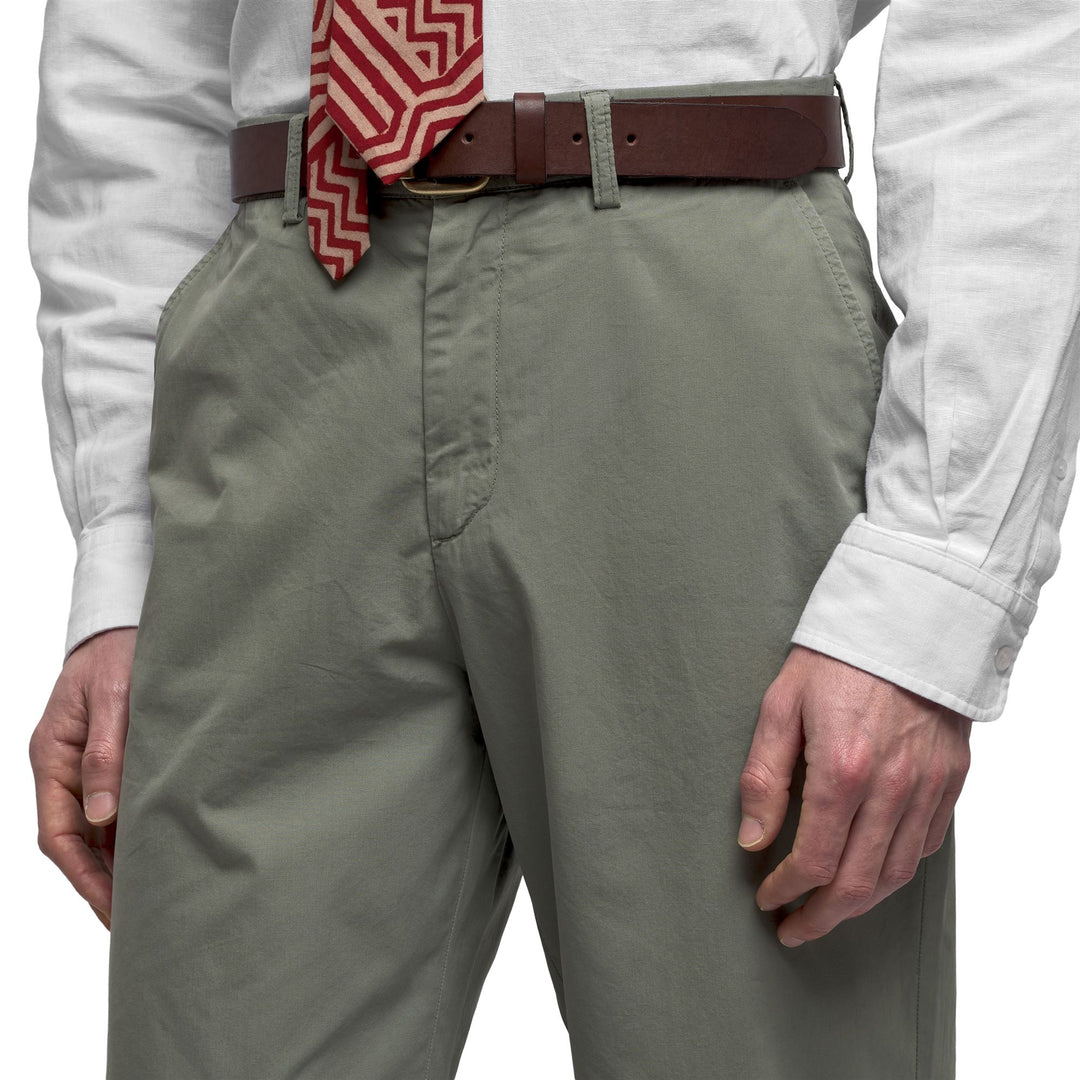 Flechtengrüne Herren-Chino-Hose für die Freizeit main