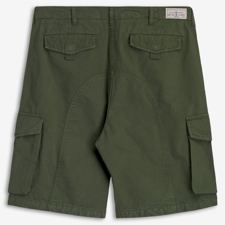 Pantalones cortos cargo náuticos para hombre en verde loden con bolsillos largos 2