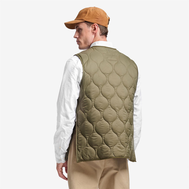 Green Unisex Quilted Vest with Recycled Padding 4