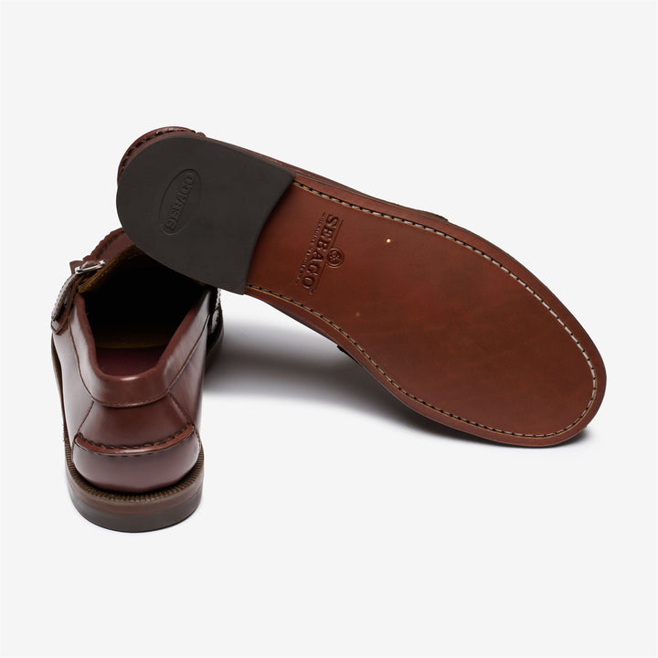 Mocasines de piel marrón para mujer con detalle de flecos 4