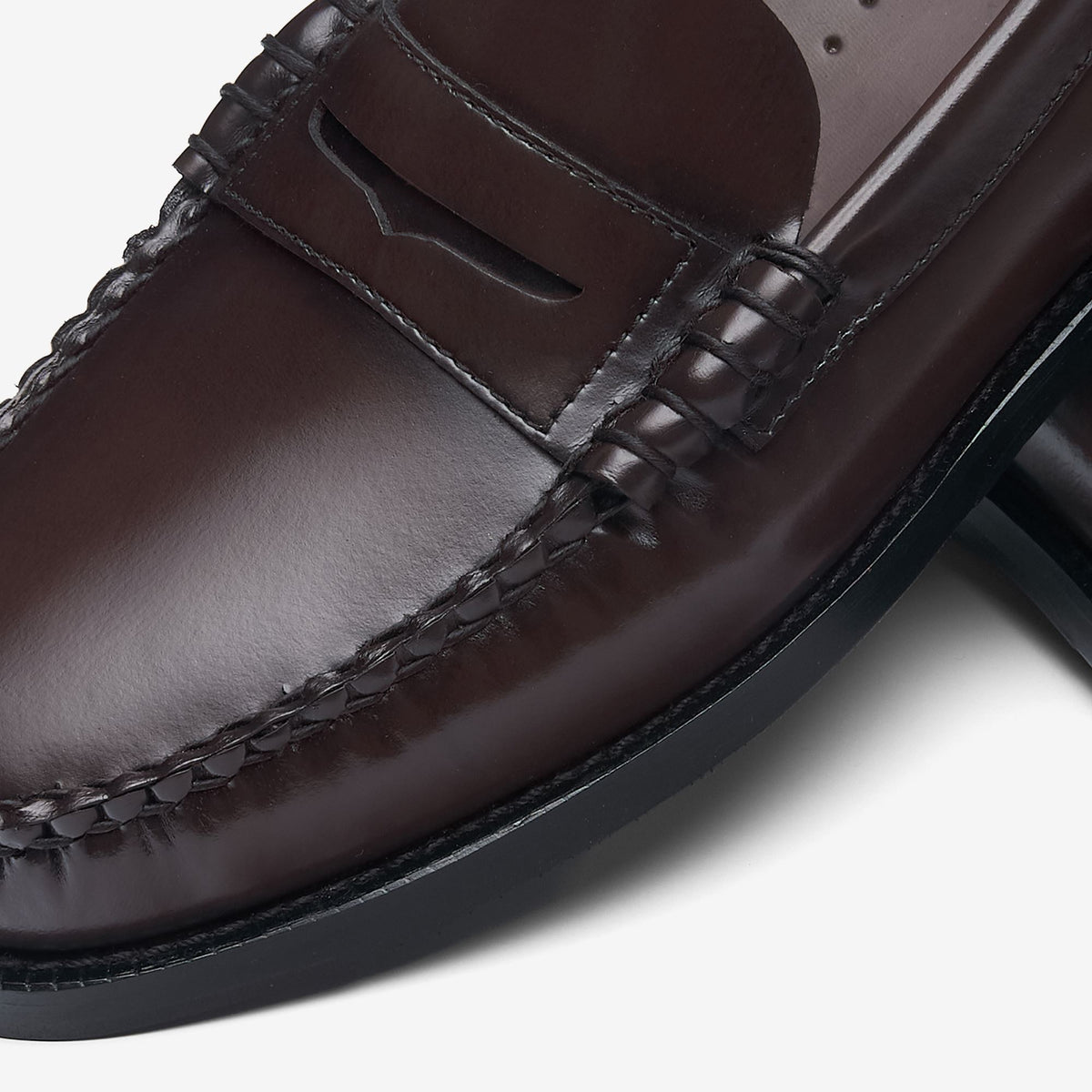 Moc_Woman_CLASSIC DAN LR WOMAN_Moccasin_ - Commercial 6