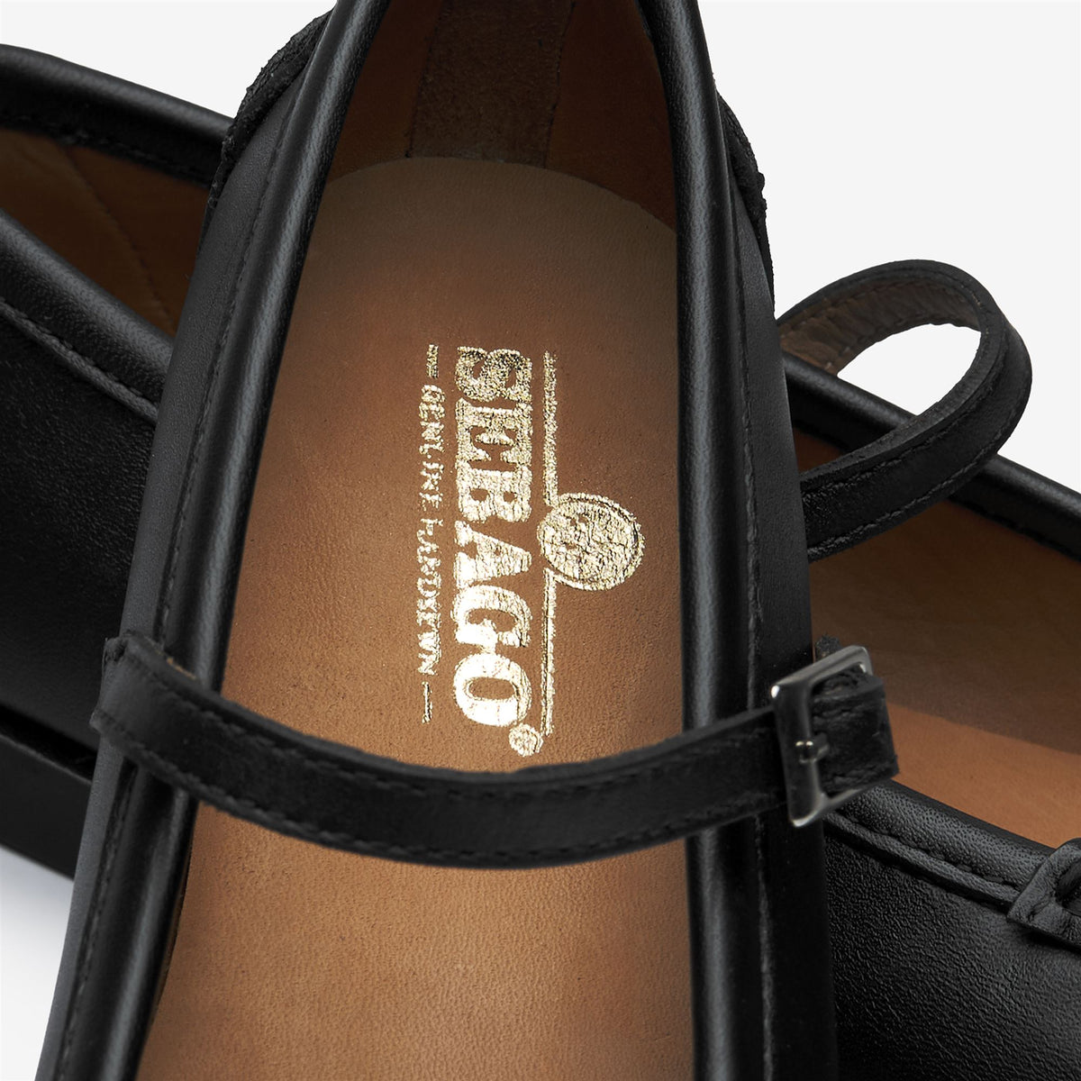 Black Women's Leather Ballet Flat