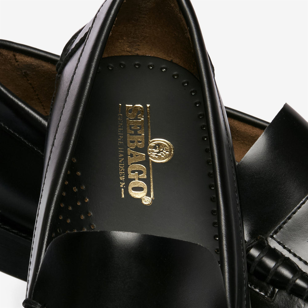 Mocasines negros de piel para hombre con tacón de goma. main