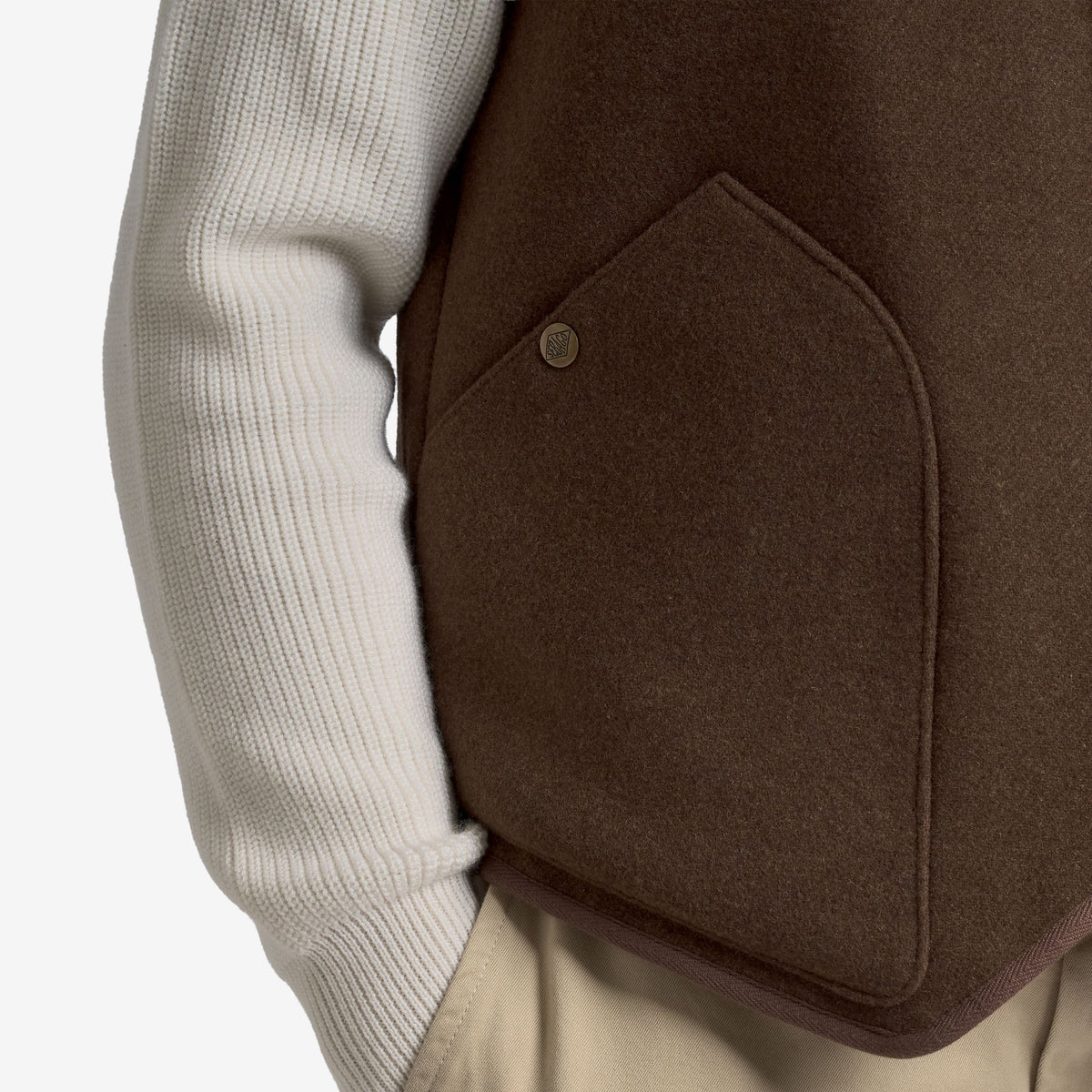Dresses_Unisex_WILDRIVER WOOL_Waistcoat_Brown Moro - Commercial 7