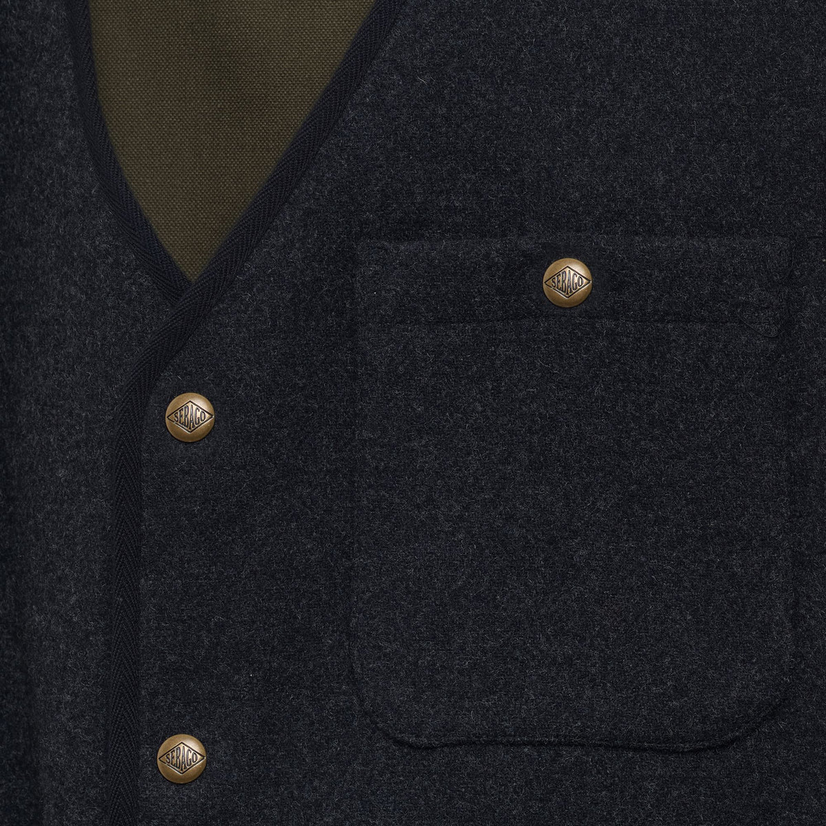 Dresses_Unisex_WILDRIVER WOOL_Waistcoat_Grey Magnet - Commercial 3