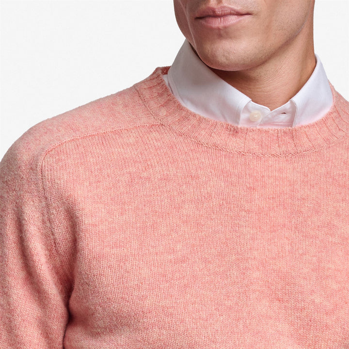 Red unisex knitted jumper with premium wool 4