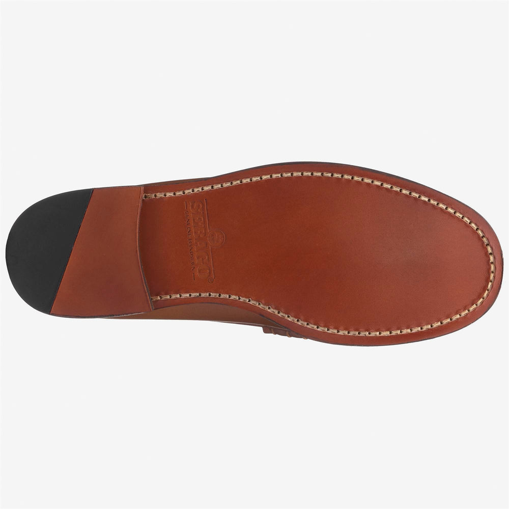Mocasines artesanales de piel marrón para mujer con detalle de bocado de caballo 02