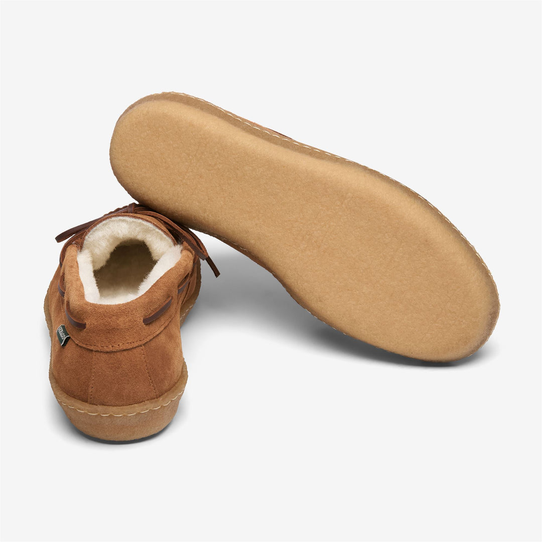 Mocasines Docksides de gamuza marrón para hombre con forro de piel sintética. main