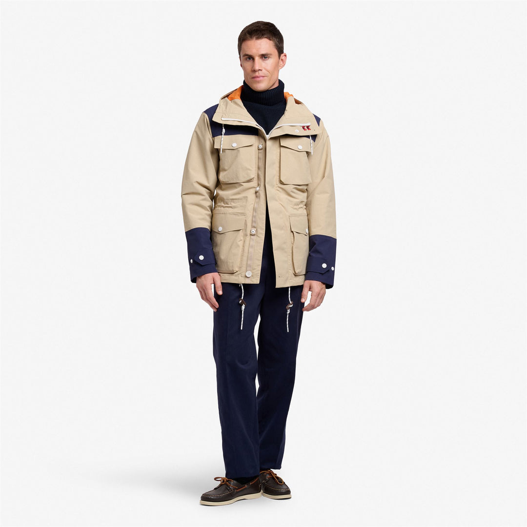 Beige Navy Unisex Yachting Jacke mit Utility-Taschen und Belüftung main