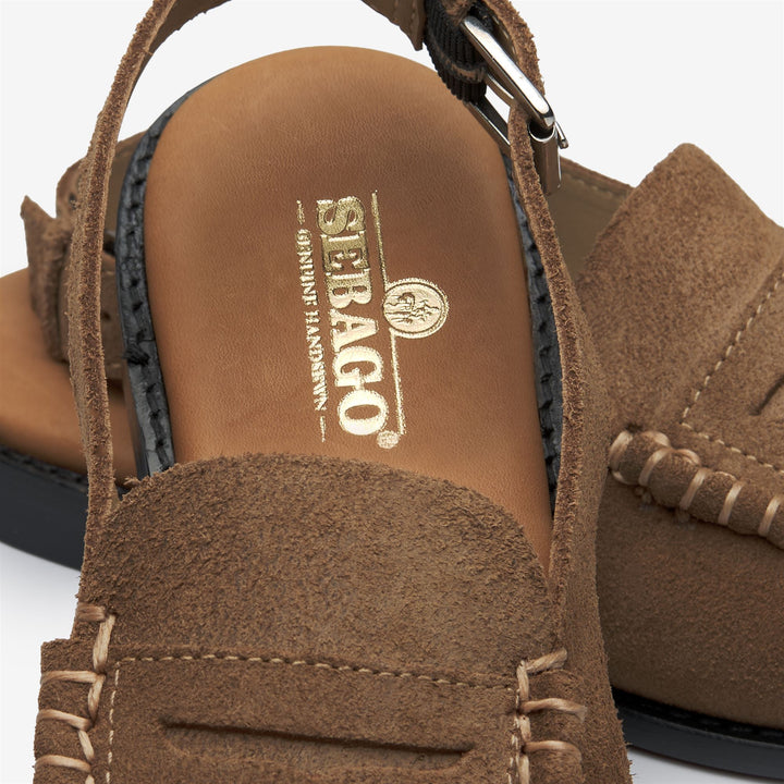 Sandalias tipo mocasín beige para mujer, ideales para negocios, con correa ajustable. 5