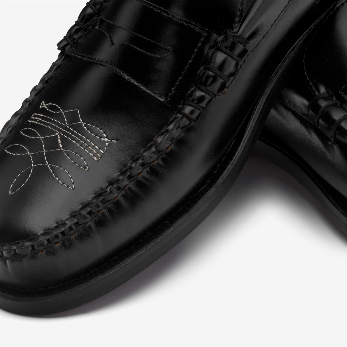 Moc_Man_DAN EL PASO_Moccasin_Black - Commercial 6