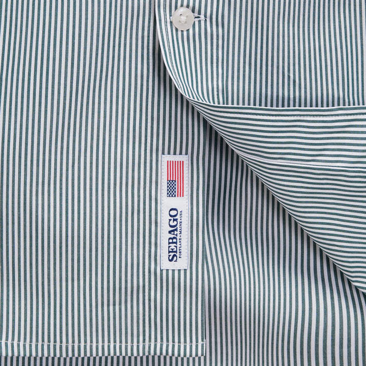 Grünes und weißes Unisex-Yachthemd im klassischen Stil 3
