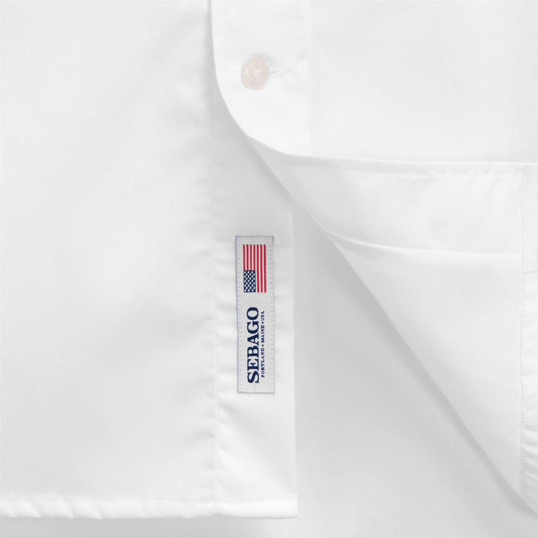 Weißes Unisex-Yachthemd im klassischen Stil main