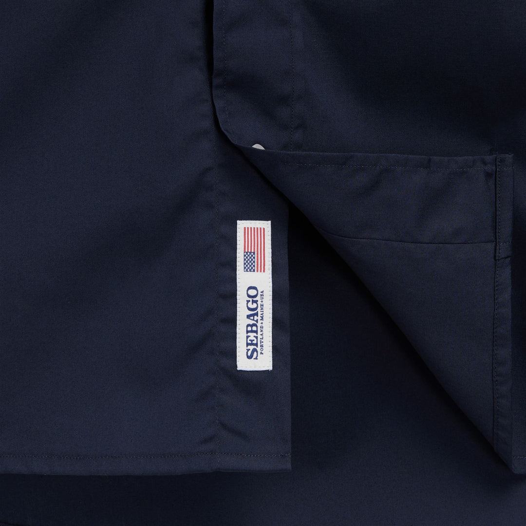 Marineblaues Unisex-Baumwollhemd im klassischen Yachting-Stil main