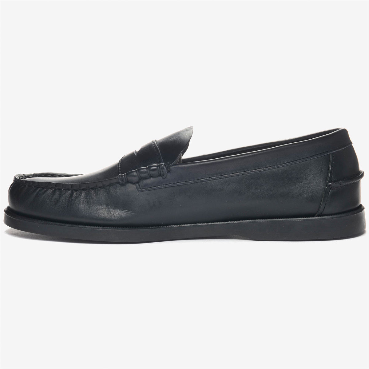 Moc_MAN_DOLPHIN WAXED_Moccasin_Total Black - Black - Commercial 3