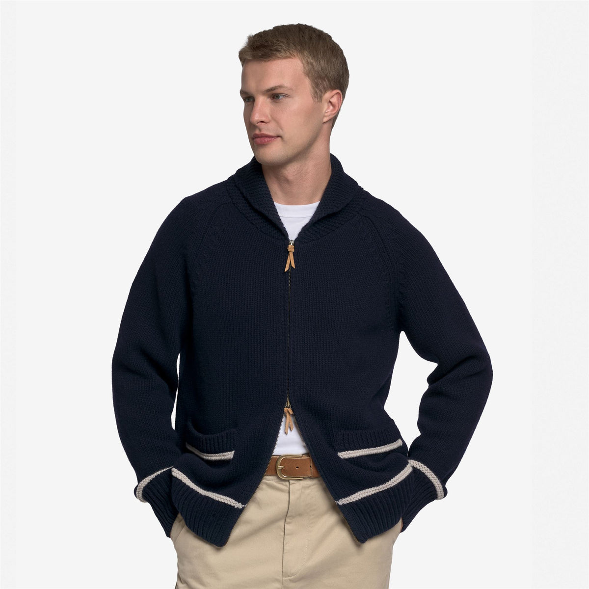Knitwear_Unisex_PORTCLYDE_Cardigan_Blue DK-White Antique - Commercial 6