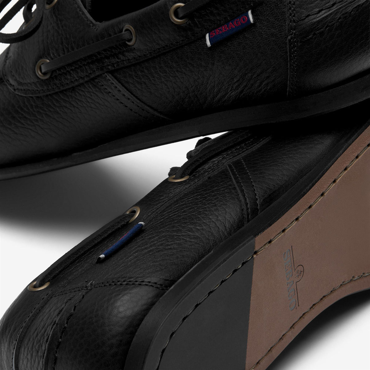 Schwarzer Damen-Bootsschuh aus Leder