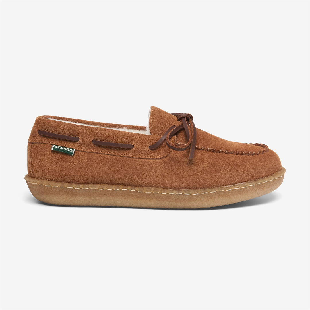 Mocasines Docksides de ante marrón para mujer con forro de piel sintética. 01