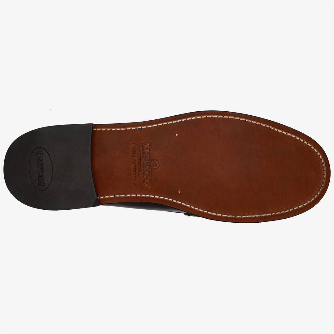 Mocasines de negocios negros para hombre en piel cordobesa con acabado concha main