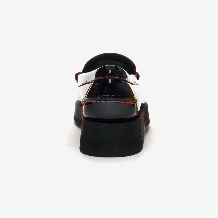 Mocasín de moda para mujer, color negro y naranja, con cómoda suela de plataforma. 5