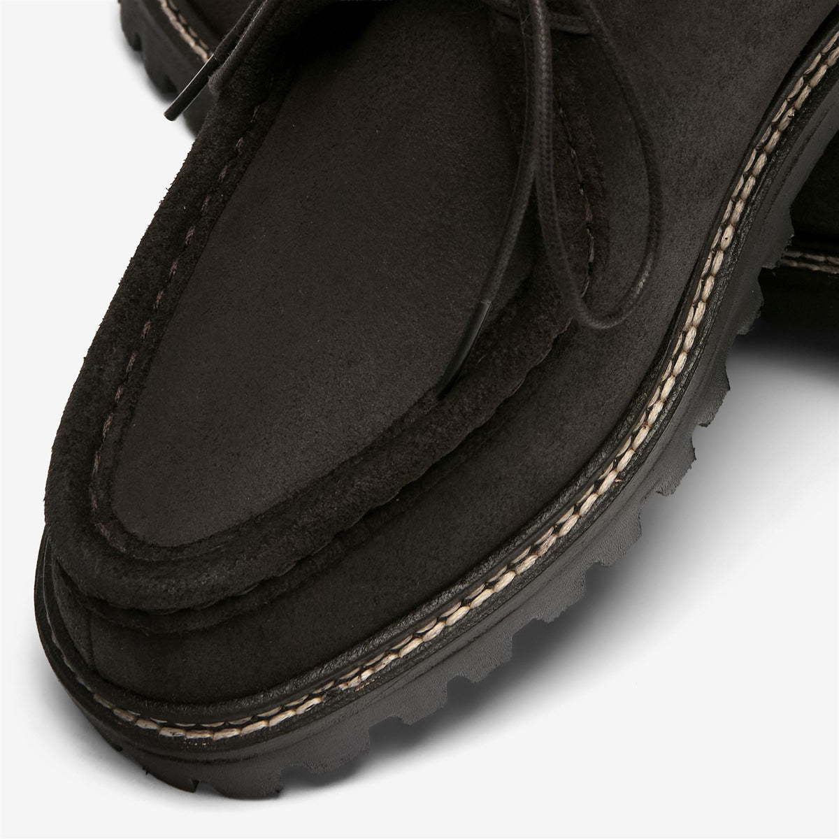 Docksides_Man_ODSON LUG_Moccasin_Total Dk Brown - Brown Seal - Commercial 6