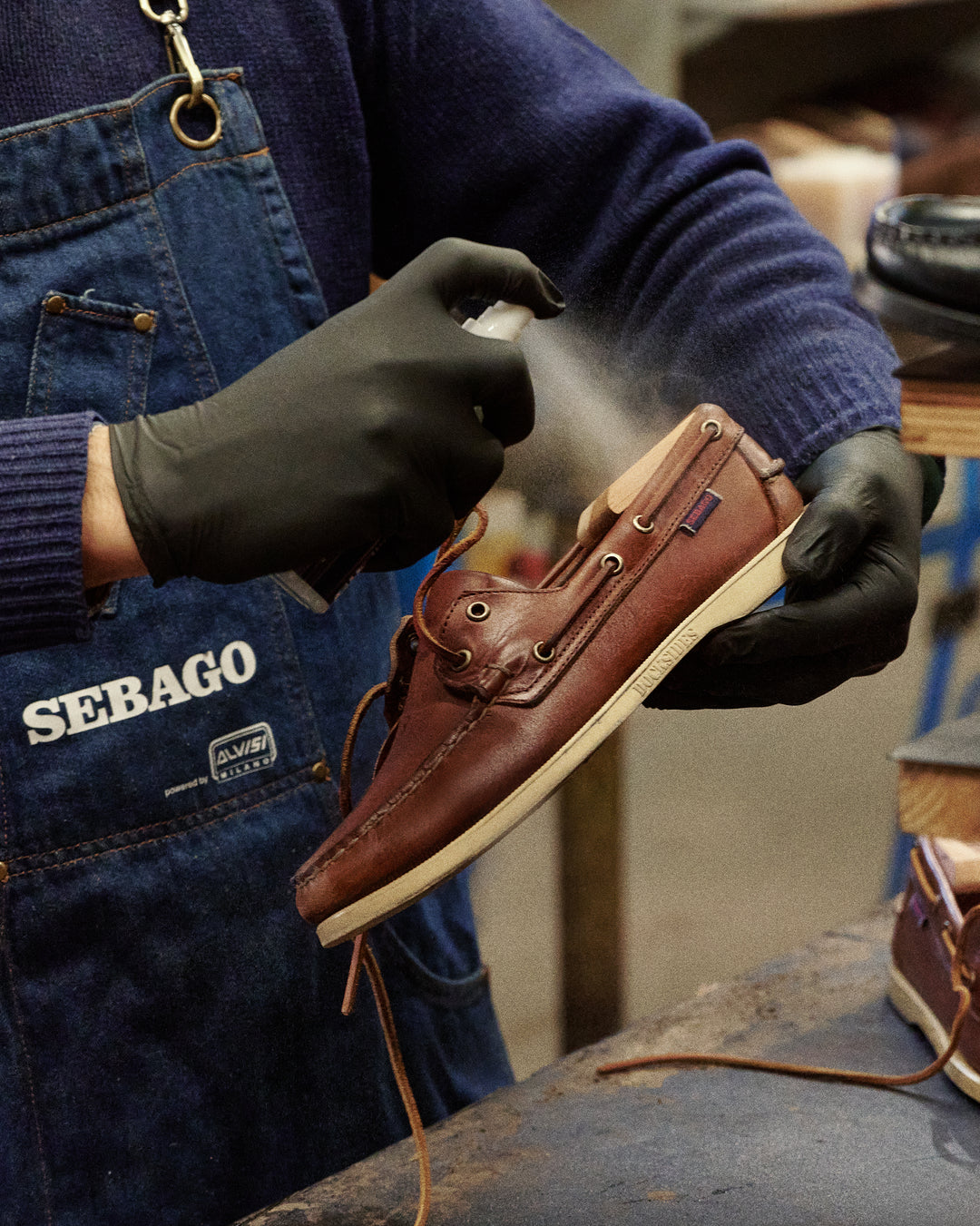 Sebago: Step 4. Protection Finish with a dedicated waterproof spray to protect against water...