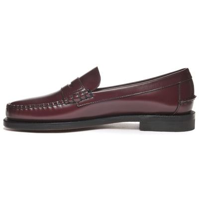 Moc Man CLASSIC DAN Moccasin GARNET Dressed Side (jpg Rgb)		