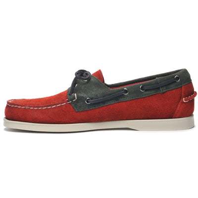 Moc Man PORTLAND BARACUTA Moccasin RED-GREEN-BLUE Dressed Side (jpg Rgb)		