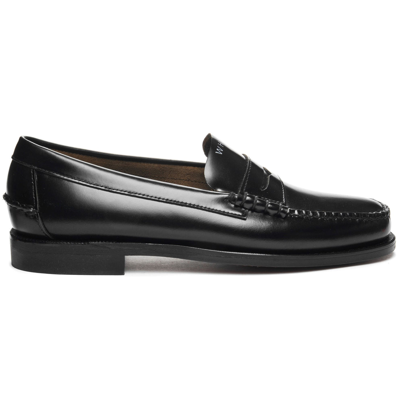 Moc Man CLASSIC DAN TAG Moccasin BLACK- WHITE WHITE SOCKS Photo (jpg Rgb)			