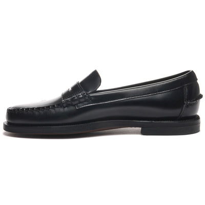 Moc Woman CLASSIC DAN TAG WOMAN Moccasin BLACK-WHITE LOVE-HATE Dressed Side (jpg Rgb)		