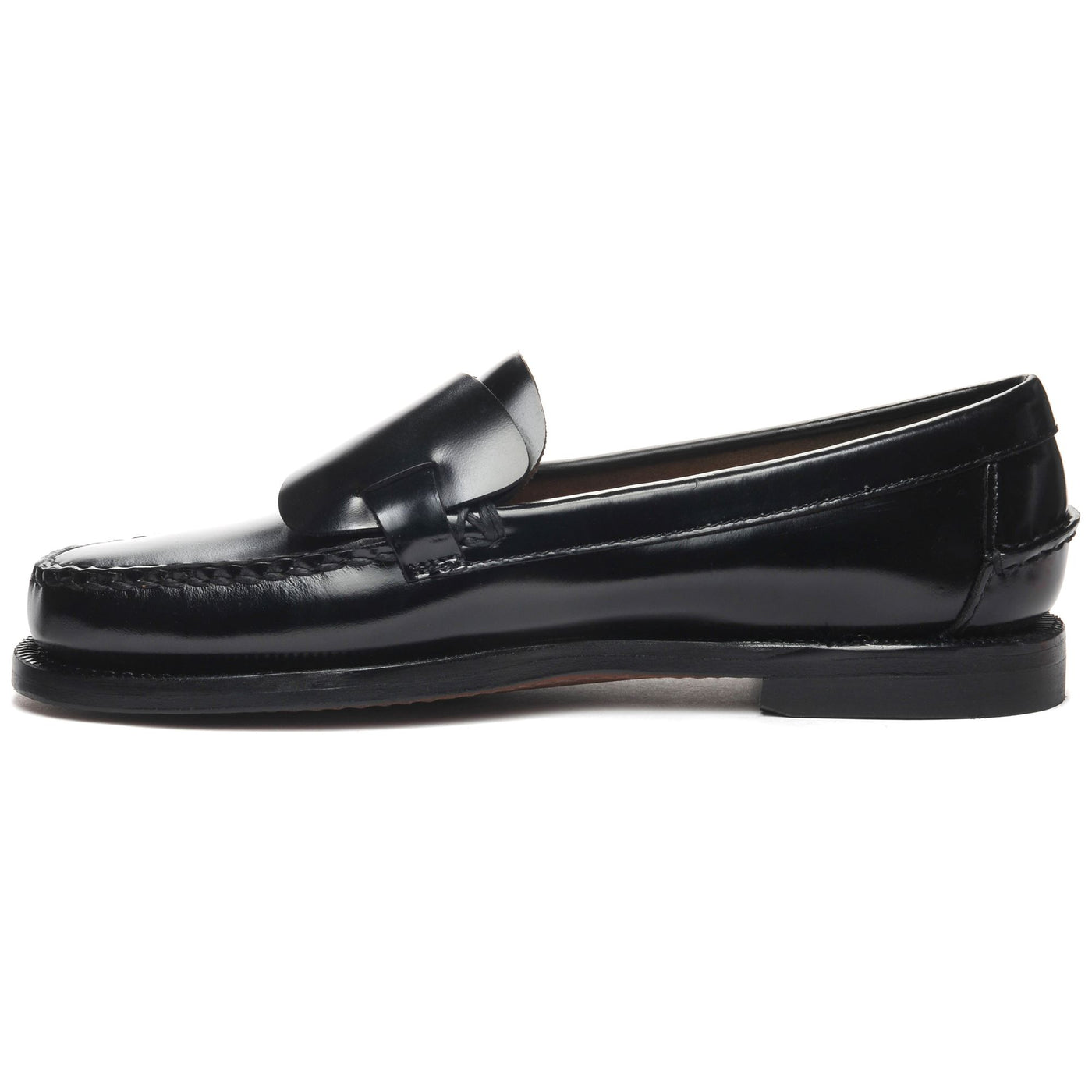 Moc Woman DAN BUTTERFLY WOMAN Moccasin BLACK Dressed Side (jpg Rgb)		
