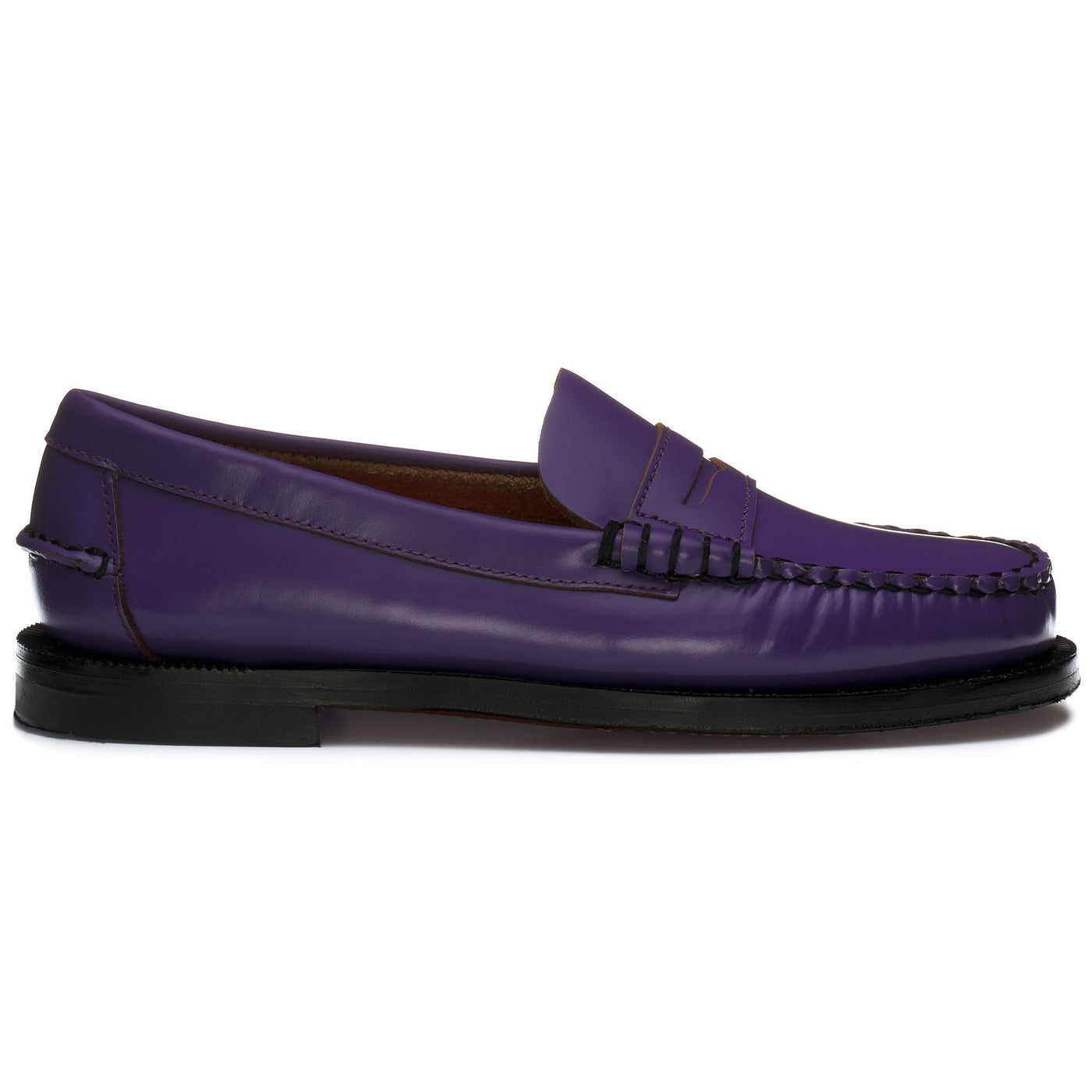 Moc Woman DAN OUTSIDES WOMAN Moccasin PURPLE MAGIC Photo (jpg Rgb)			