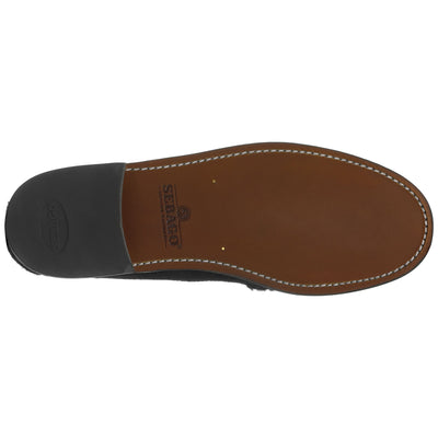 Moc Woman DAN SHAGGY WOMAN Moccasin BLACK Dressed Front (jpg Rgb)	