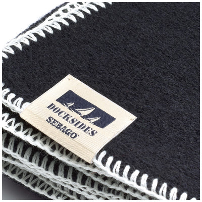 Quilts and blankets Unisex HOLDEN Blanket BLUE MARINE-WHITE Dressed Side (jpg Rgb)		